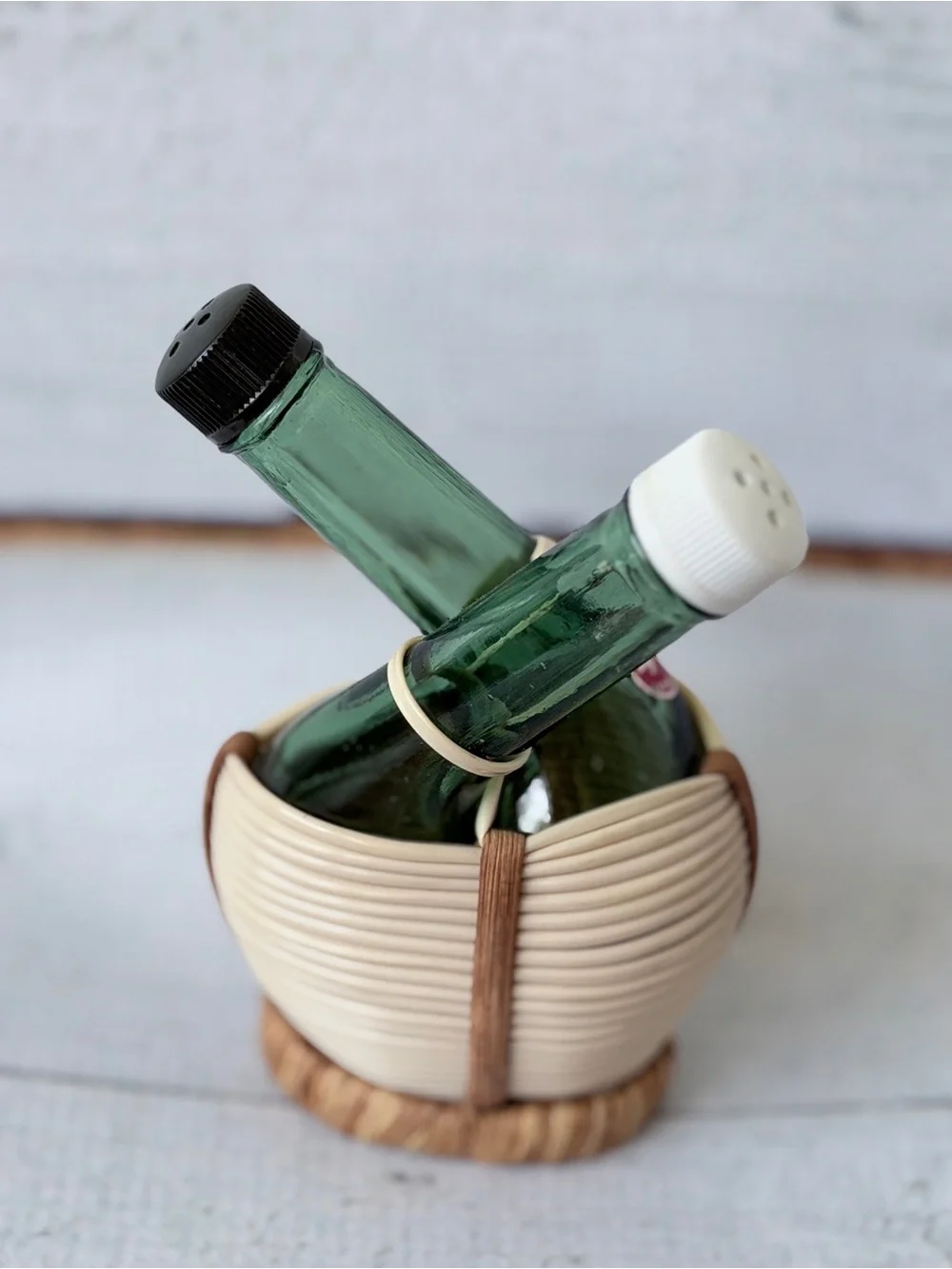 Vintage Made In Italy Mini Chianti Wine Bottle Salt & Pepper Shakers Set